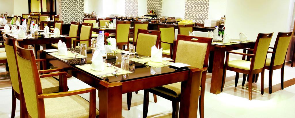 Gokulam Park Munnar Hotel Exterior foto
